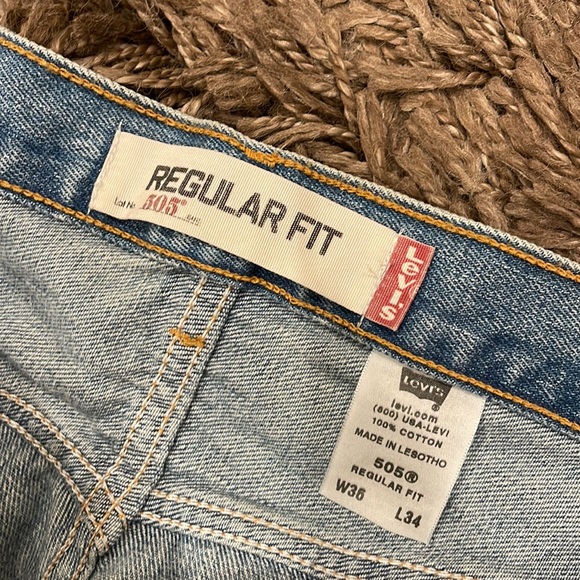 Levi’s 505™ REGULAR FIT MEN'S JEANS Size 36-34 - Picture 8 of 9